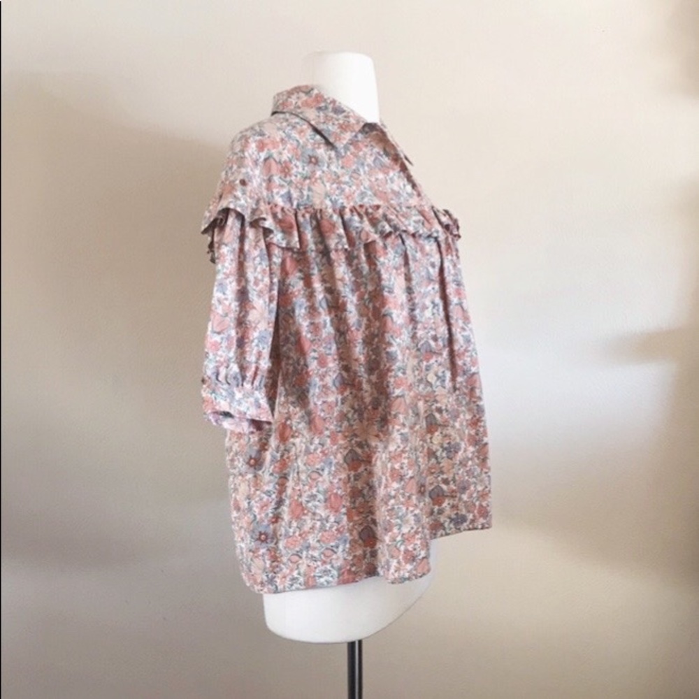 VINTAGE Floral Ruffle Collar Button Up Blouse - Picture 2 of 7